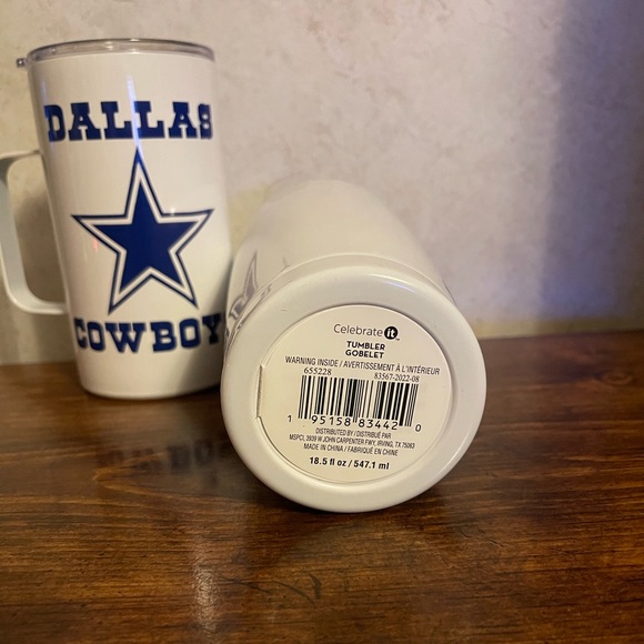 Dallas Cowboys Clock and Tumblers - Picture 6 of 13